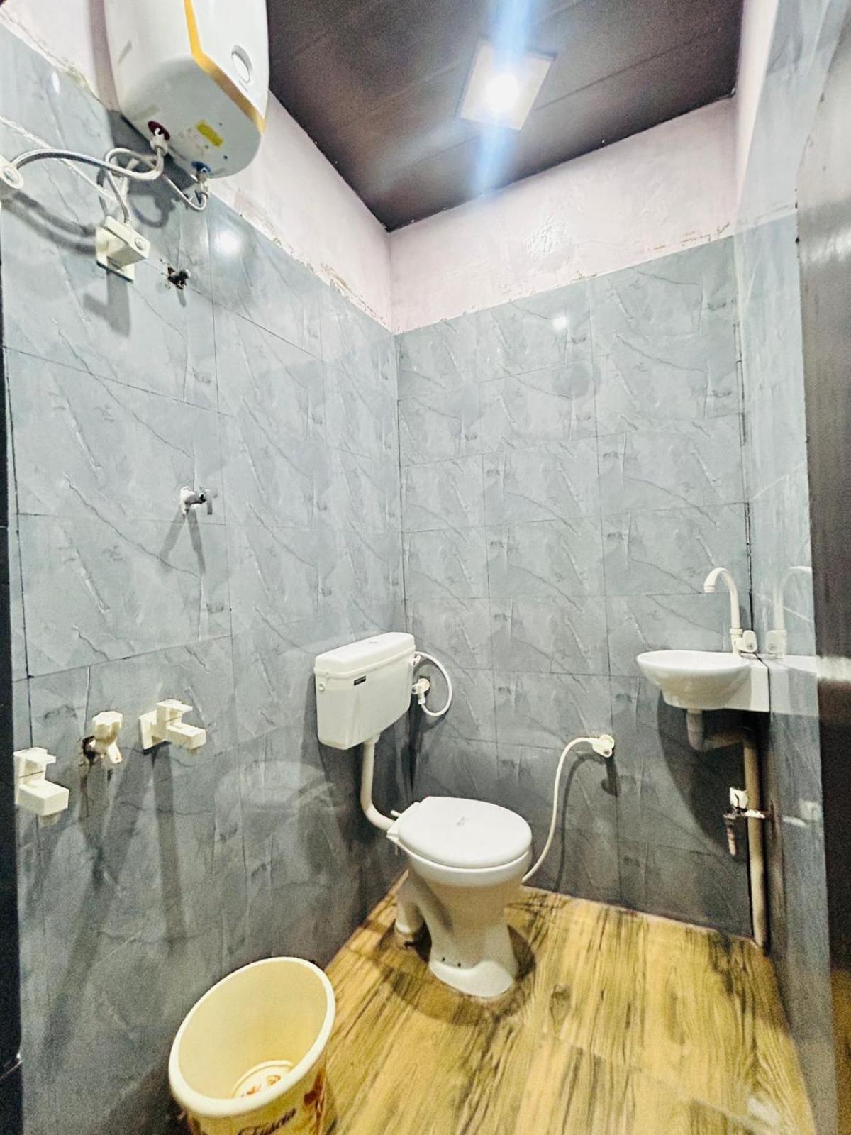 Agrawal Inn Guest House Mathura Exteriér fotografie