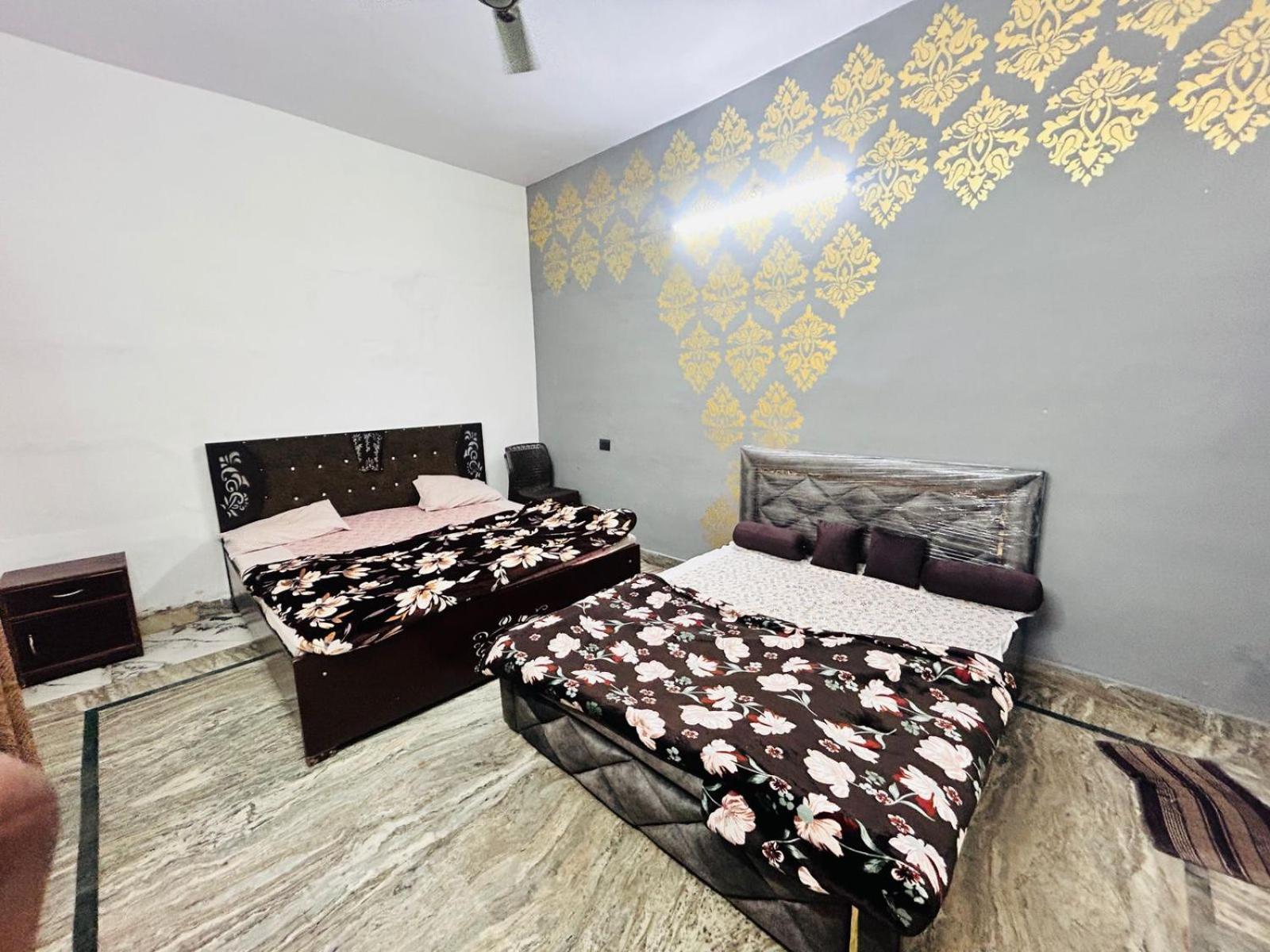 Agrawal Inn Guest House Mathura Exteriér fotografie