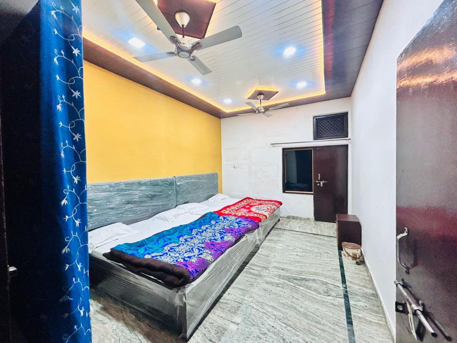 Agrawal Inn Guest House Mathura Exteriér fotografie